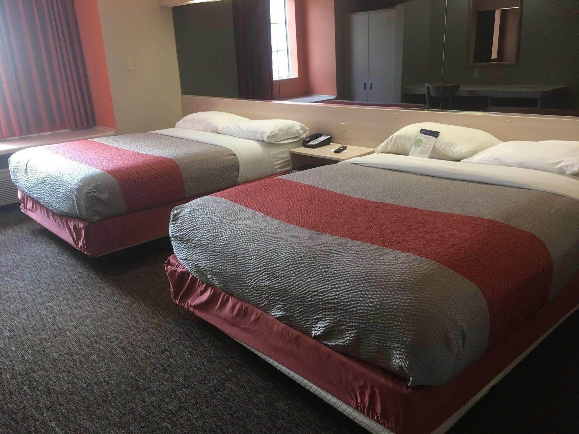 Motel 6-El Paso, Tx - Southeast Екстериор снимка